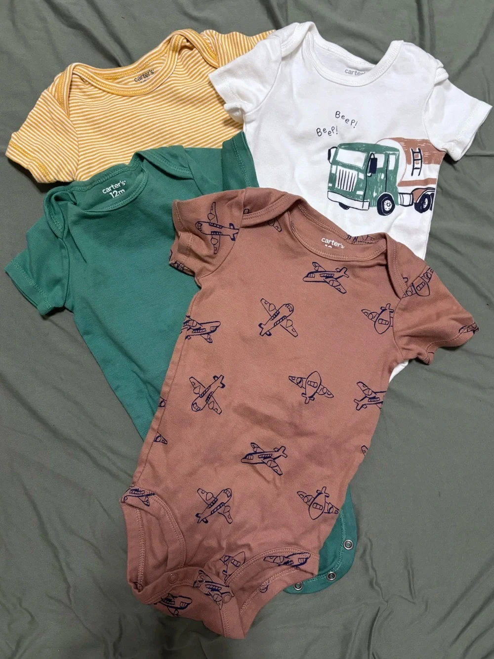 Carter's onesie lot of 4 size 12 months NWOT short sleeve